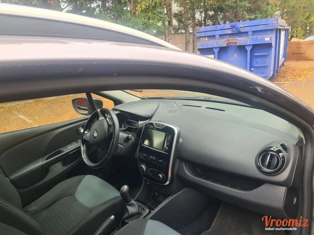 Clio 2015 occasion 78310 Coigni&egrave;res