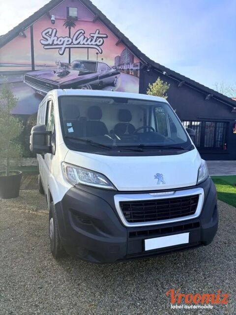 Peugeot Boxer FOURGON 333 2.2 BLUEHDI 120 L1H1 PREMIUM START-STOP 2020 occasion Galluis 78490