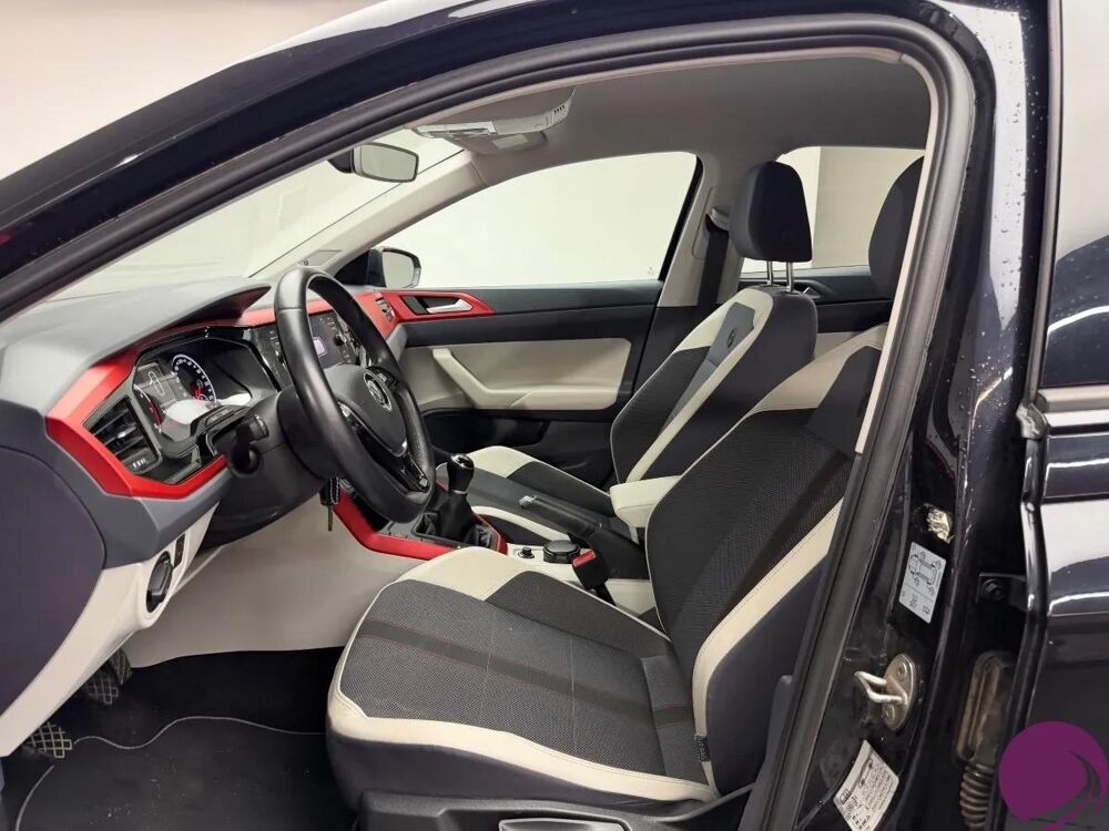 Polo 1.0 TSI 95 CONFORTLINE - BEATS - Suivi VW - Radar AV/Ar - GP 2017 occasion 59169 F&eacute;rin