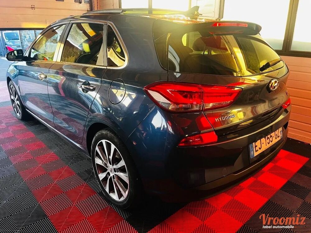 i30 FASTBACK 1.6 CRDI 135 CREATIVE 2017 occasion 41000 Blois