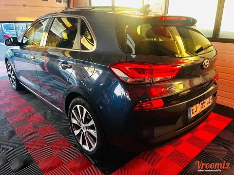 i30 FASTBACK 1.6 CRDI 135 CREATIVE 2017 occasion 41000 Blois