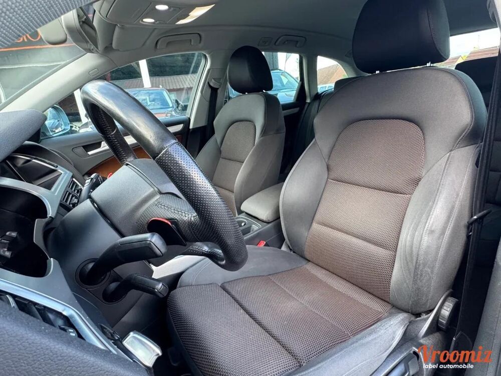 A4 2.0 TFSI 210 AMBIENTE QUATTRO S-TRONIC BVA 2010 occasion 64110 Maz&egrave;res-Lezons
