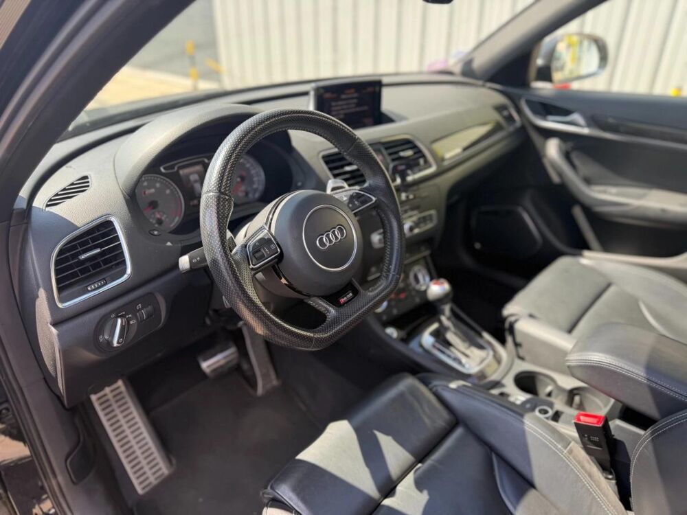 RS Q3 2.5 TFSI 310 QUATTRO S-TRONIC BVA 2013 occasion 78630 Orgeval