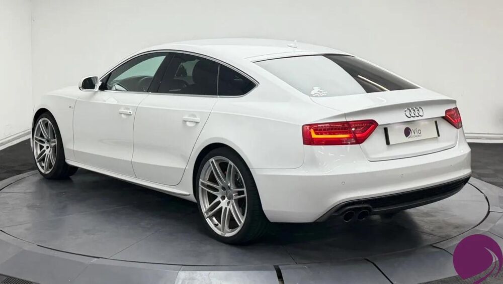 A5 Sportback - 2.0 TDI 177 S-line - Volant 2011 occasion 59169 F&eacute;rin
