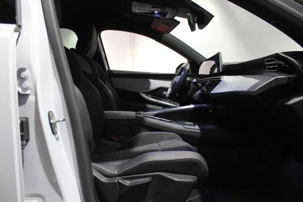 3008 GENERATION-III 1.2 135 MHEV HYBRID GT E-DCS6 BVA 2024 occasion 68130 Altkirch