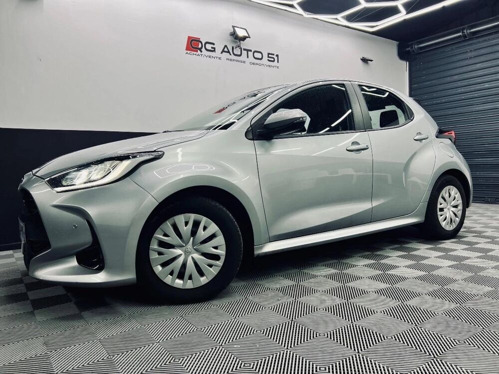 Yaris 1.5 114H 90 HYBRID FULL-HYBRID 0.8KWH DYNAMIC BUSINESS STAGE 2022 occasion 51350 CORMONTREUIL