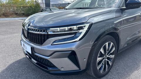 Espace E-Tech full hybrid 200ch Techno 7 places - 25 / Premi&egrave;re mai 2025 occasion 60200 Compi&egrave;gne