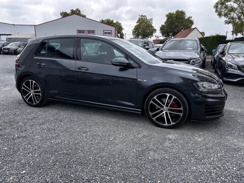 Golf 2015 occasion 45560 Saint-Denis-en-Val