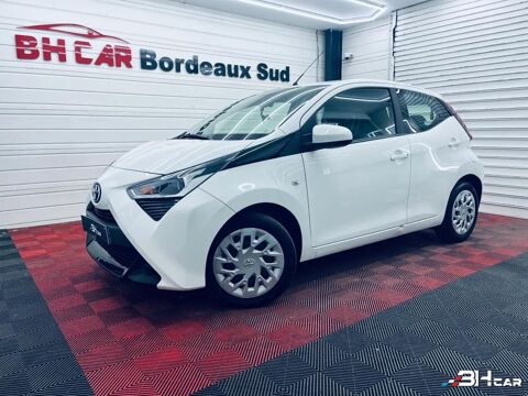Toyota aygo 1.0 VVTI 70 X-PLAY // CLIM