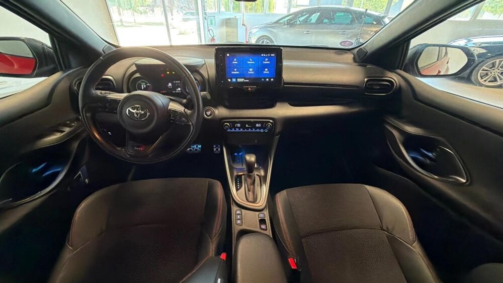 Yaris 1.5 114H 90 HYBRID FULL-HYBRID 0.8KWH GR-SPORT BVA 2022 occasion 33600 Pessac