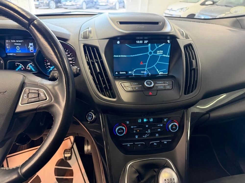Kuga 2.0 TDCI 150 ST-LINE 4X2 START-STOP 2017 occasion 38230 CHAVANOZ