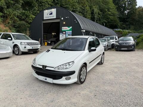 Peugeot 206 1.6 i 110cv XT BVA 3&egrave;me main