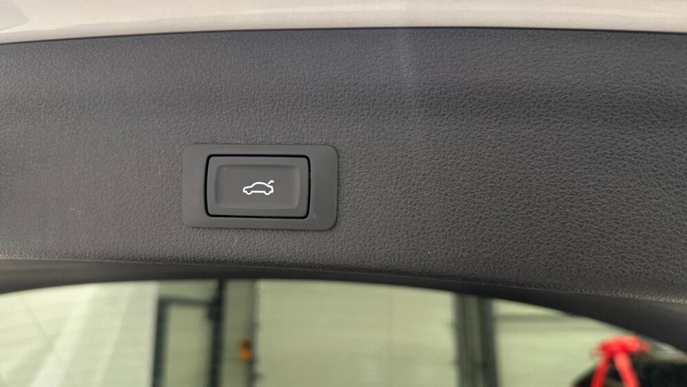 A6 AVANT 2.0 55 TFSIE 367H 250 PHEV HYBRID COMPETITION QUATTRO 2021 occasion 66000 Perpignan