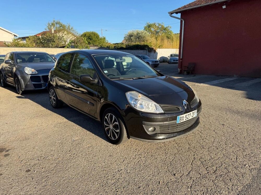 Clio 2006 occasion 69330 MEYZIEU