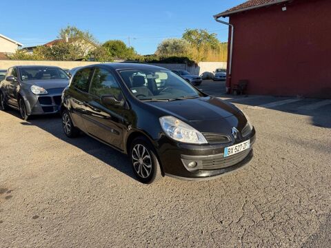Clio 2006 occasion 69330 MEYZIEU