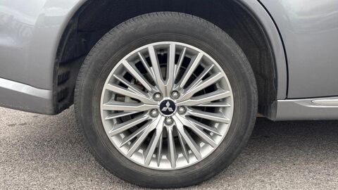 Outlander 2.4 PHEV PHEV Intro Edition 4WD 2020 occasion 60200 Compi&egrave;gne