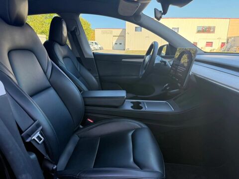 Model Y ELECTRIC 515 211PPM 75KWH GRANDE-AUTONOMIE LAUNCH EDITION DU 2024 occasion 69800 Saint-Priest