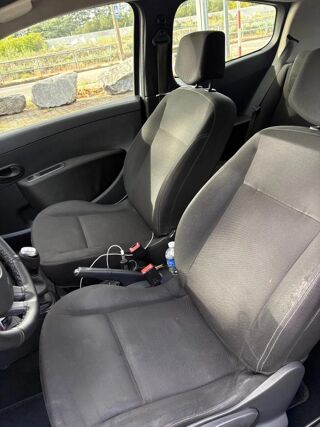 Clio 1.5 DCI 75 EXPRESSION CLIM 2014 occasion 69320 Feyzin