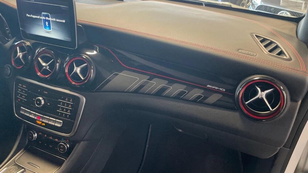Classe CLA 45 AMG CLA 45 AMG 4Matic (117.952) 2017 occasion 33600 Pessac