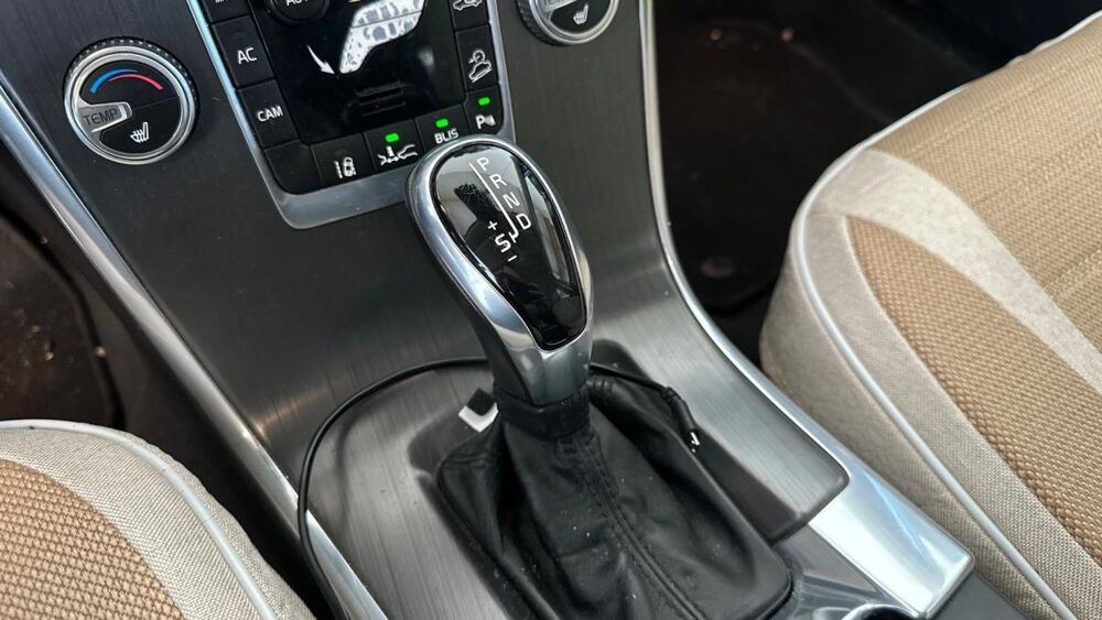 XC60 D5 AWD X&eacute;nium AWD 2014 occasion 17600 Saujon