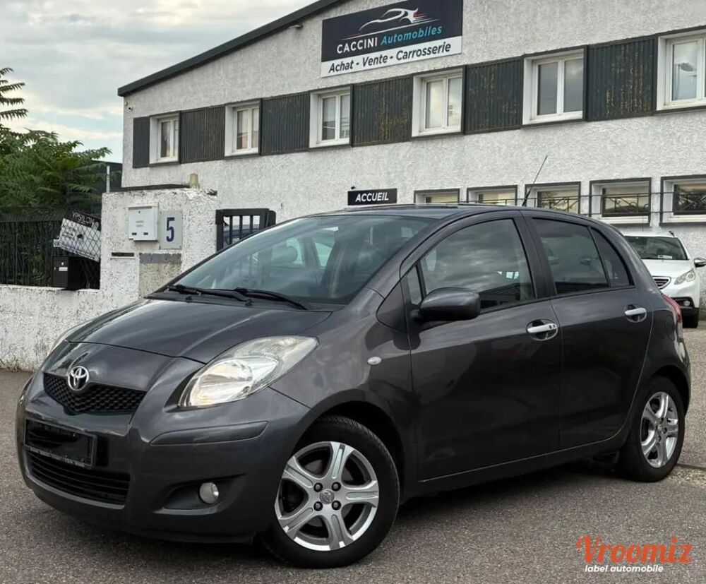 Yaris 1.3 VVTI 100 DYNAMIC 2011 occasion 69680 CHASSIEU