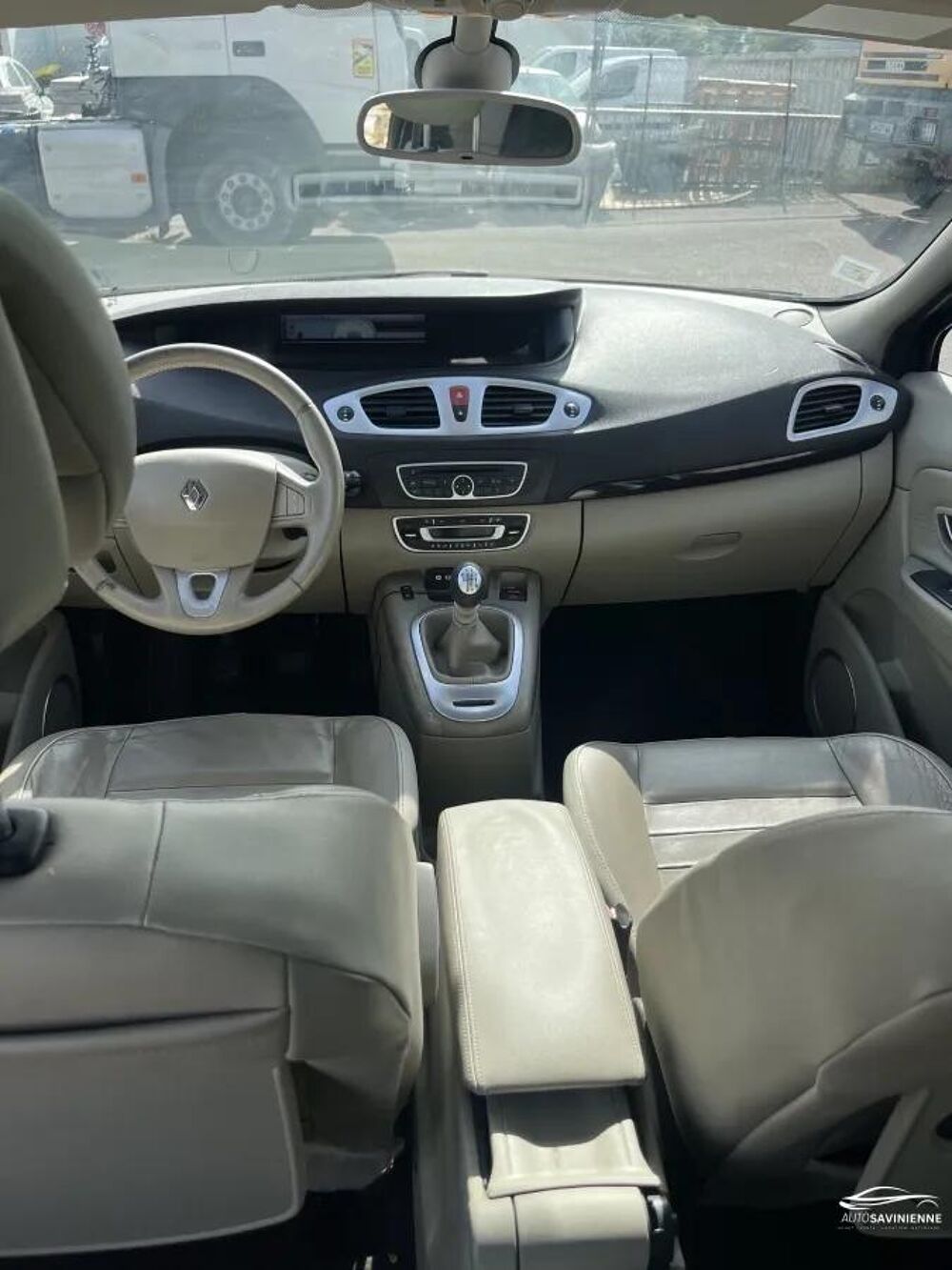 Grand scenic IV 1.5 DCI 105 2009 occasion 10300 Sainte Savine