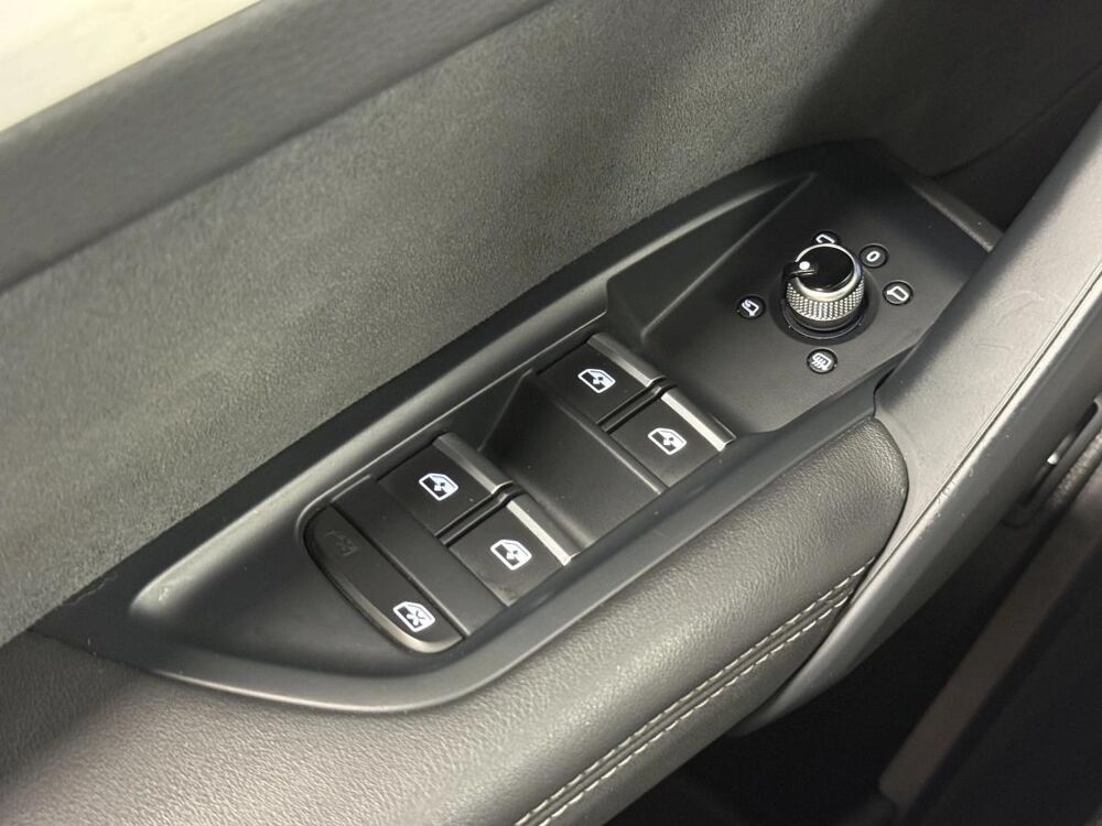 Q5 2.0 55 TFSIE 367H 250 HYBRID PHEV S-LINE PLUS QUATTRO S-TRON 2023 occasion 37550 SAINT AVERTIN