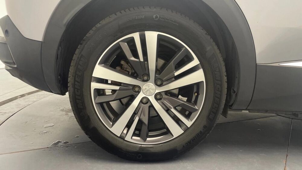 3008 HYBR 225 Hybrid 225 Allure 2021 occasion 59223 Roncq