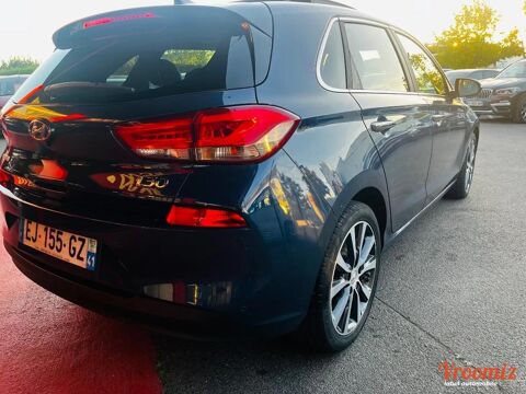 i30 FASTBACK 1.6 CRDI 135 CREATIVE 2017 occasion 41000 Blois