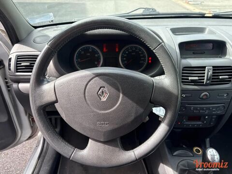 Clio 2007 occasion 95610 &Eacute;ragny