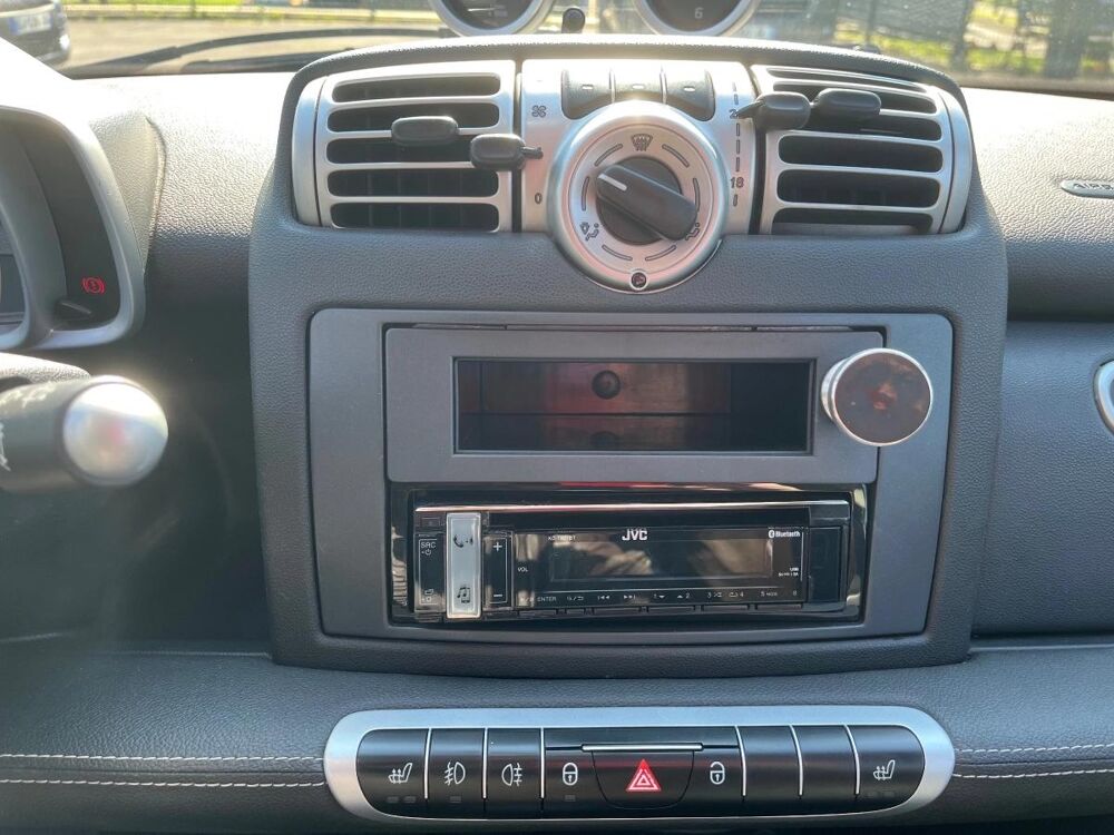 ForTwo 1.0 T 100 BRABUS XCLUSIVE SOFTOUCH BVA 2010 occasion 95100 Argenteuil