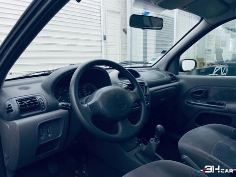 Clio CAMPUS 1.4 100 CLIM 2001 occasion 33600 Pessac