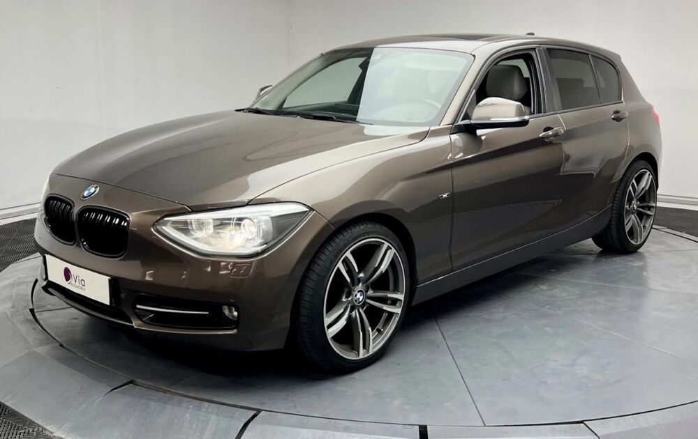 S&eacute;rie 1 116 D 116d Efficient Dynamics Sport 2013 occasion 59169 F&eacute;rin