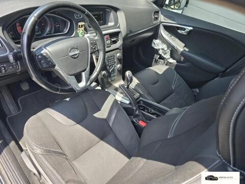V40 2.0 D3 150 MOMENTUM 2012 occasion 33185 Le Haillan