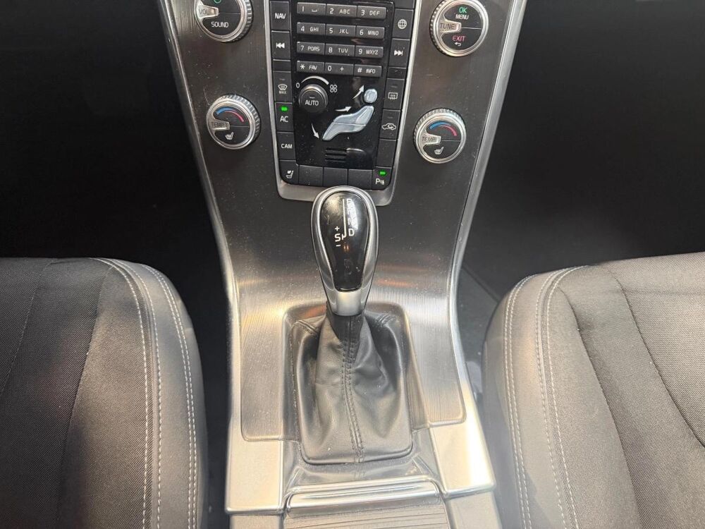 XC60 D3 Momentum Drive 2014 occasion 62400 B&eacute;thune