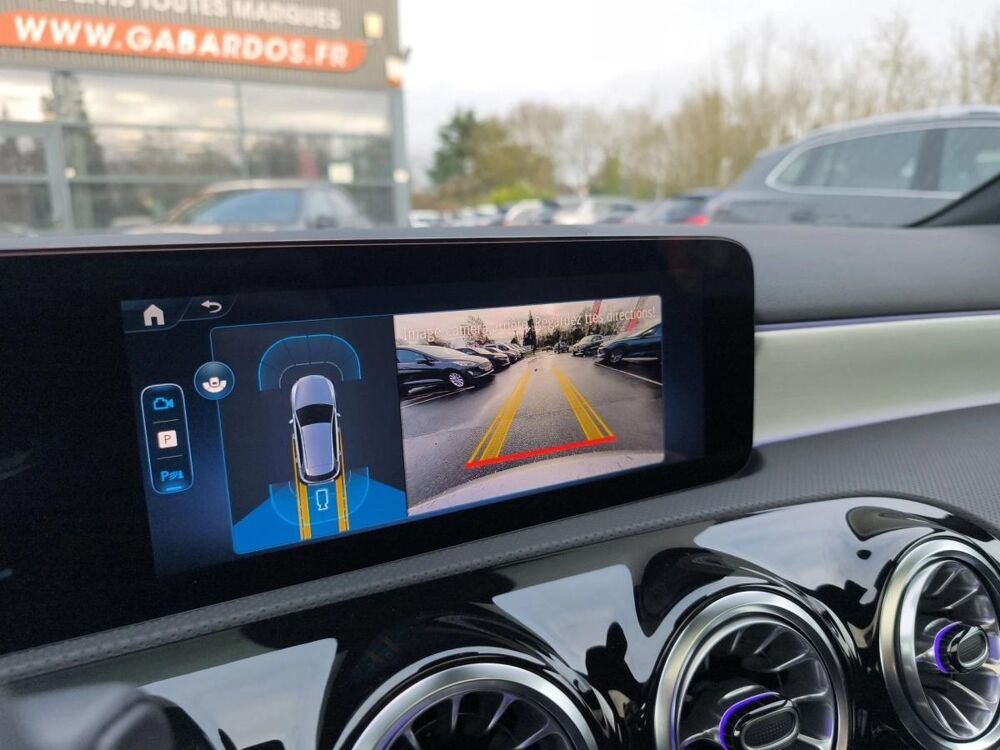 Classe A 200d 150 Ch BVA AMG-LINE / TOIT OUVRANT / MULTIBEAM / JA 19P 2025 occasion 45650 Saint-Jean-le-Blanc