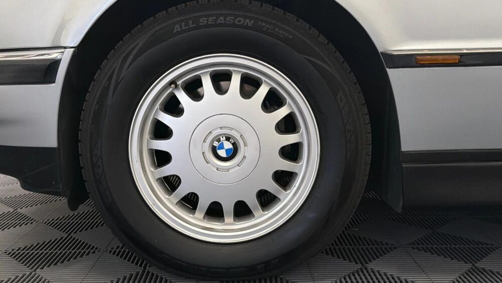 S&eacute;rie 7 E38 730i V8 218ch BVM 1995 occasion 91380 Chilly-Mazarin