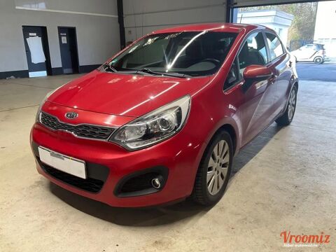 Annonce voiture Kia Rio 6450 �