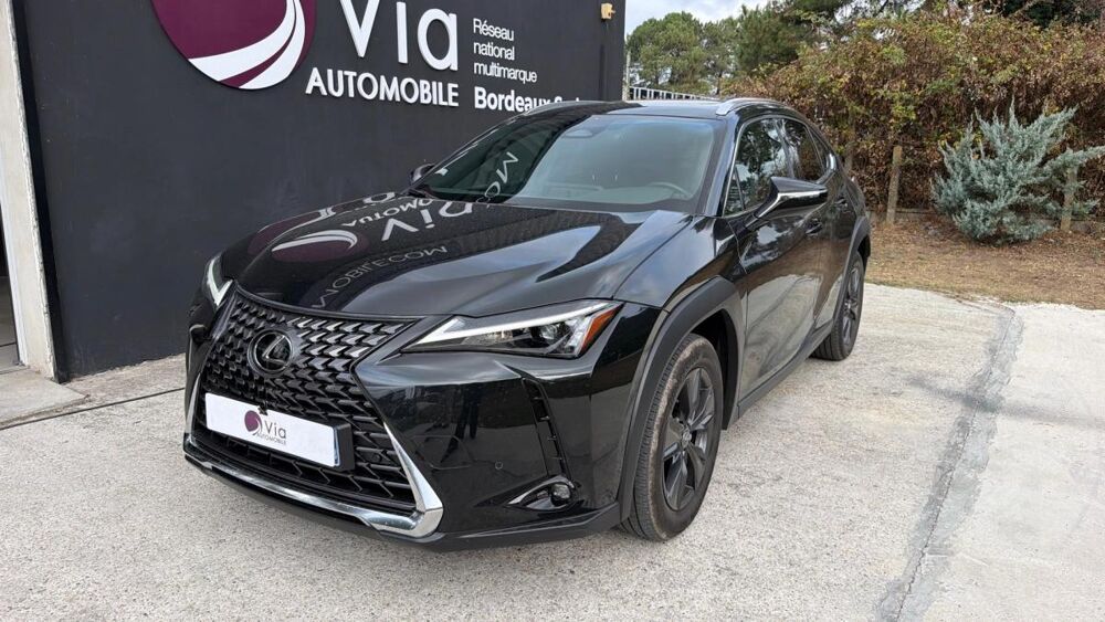 UX 2.0 300 H 199H 150 HEV 1.44KWH LE 2WD BVA 2024 occasion 33600 Pessac