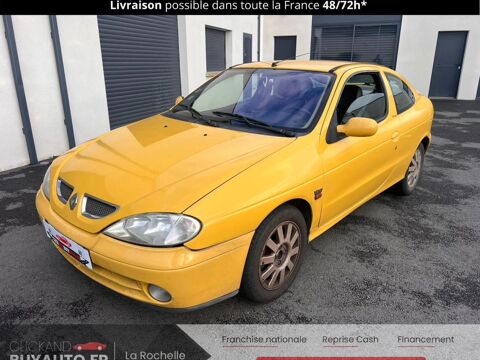 Renault M&eacute;gane COUPE 1.6 105 LUXE 2001 occasion VILLEDOUX 17230