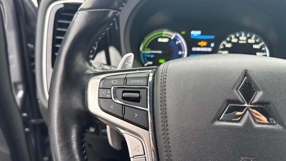 Outlander 2.4 PHEV PHEV Intro Edition 4WD 2020 occasion 60200 Compi&egrave;gne