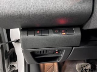 3008 GENERATION-I 1.6 BLUEHDI 120 CROSSWAY EAT BVA START-STOP 2015 occasion 13150 TARASCON
