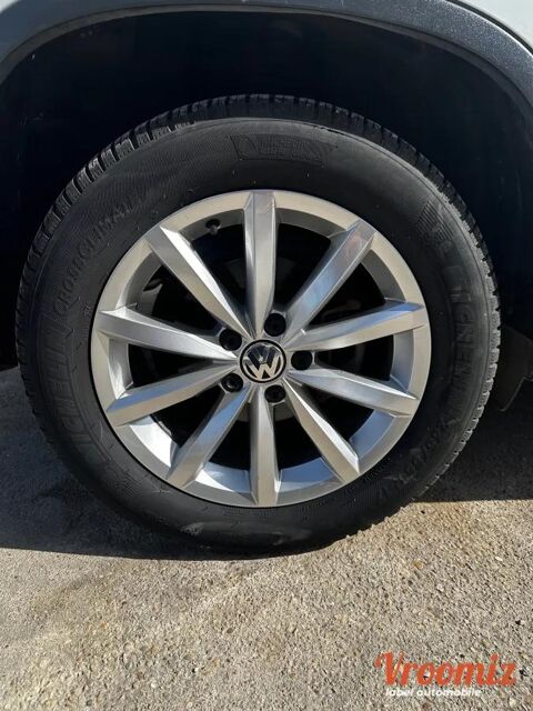 Tiguan 2.0 TDI 110 BLUEMOTION LOUNGE 2015 occasion 94520 P&eacute;rigny