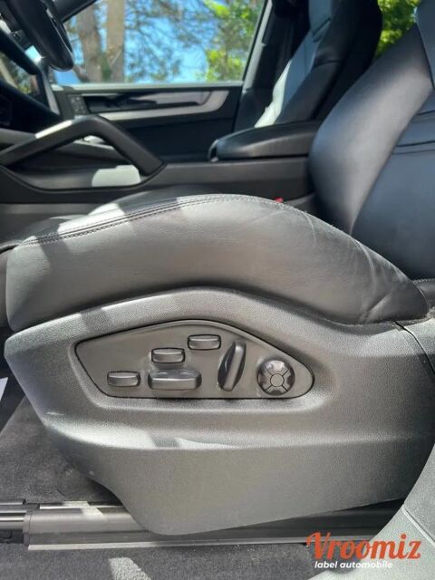 Cayenne 3.0 E-HYBRID 470H 305 PHEV 25.9KWH BVA 2024 occasion 94520 P&eacute;rigny