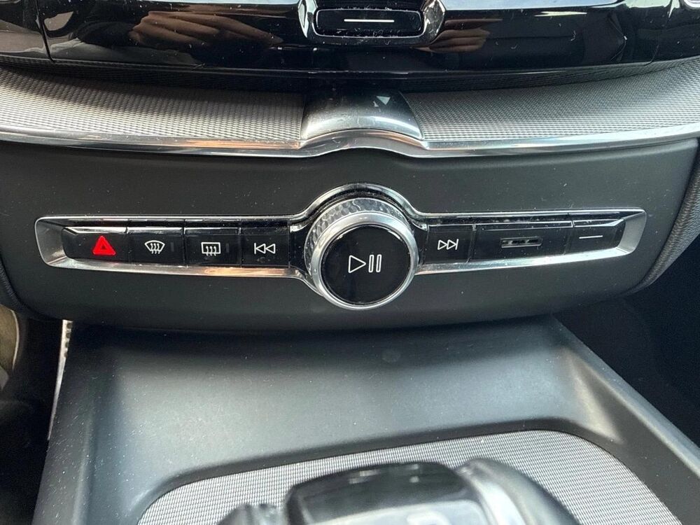 XC60 2.0 D4 190 R-DESIGN GEARTRONIC BVA 2021 occasion 33700 MERIGNAC