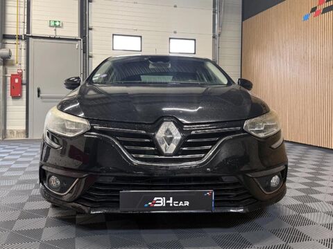M&eacute;gane 1.2 TCE 130 ENERGY AKAJU EDC BVA 2018 occasion 78410 Aubergenville