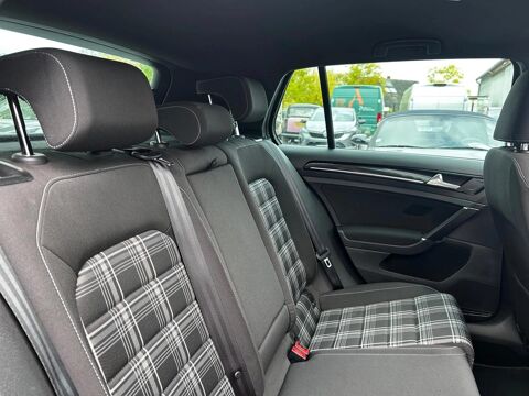 Golf 2015 occasion 45560 Saint-Denis-en-Val
