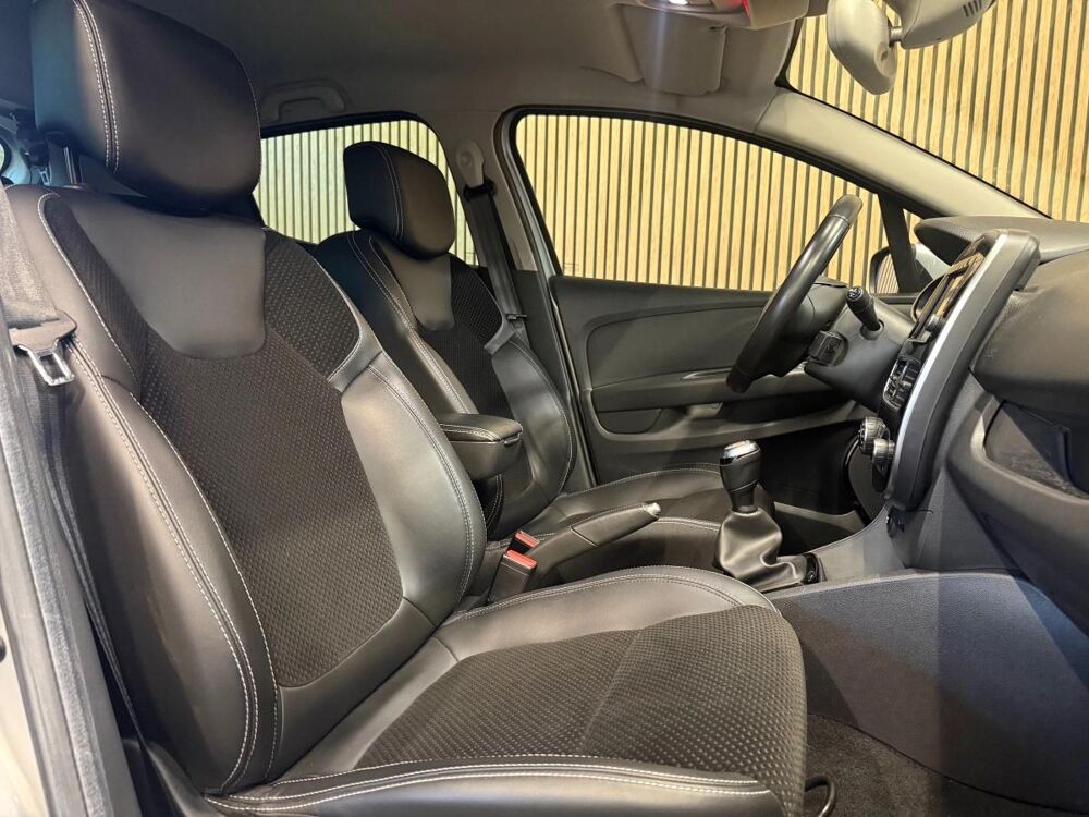 Clio 0.9 TCE 90 ENERGY INTENS 2018 occasion 78410 Aubergenville
