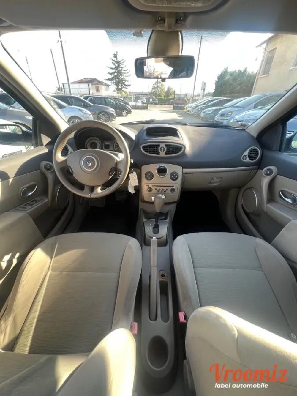 Clio 1.6 110 LUXE PRIVILEGE 2006 occasion 69230 SAINT PRIEST