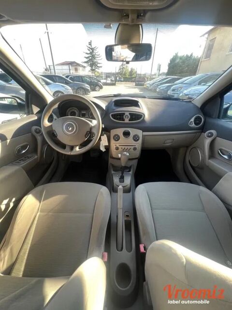 Clio 1.6 110 LUXE PRIVILEGE 2006 occasion 69230 SAINT PRIEST